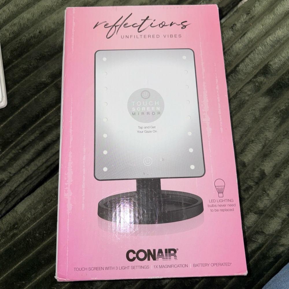 Conair Reflections LED Lighted Makeup Mirror Adjustable Stand New.